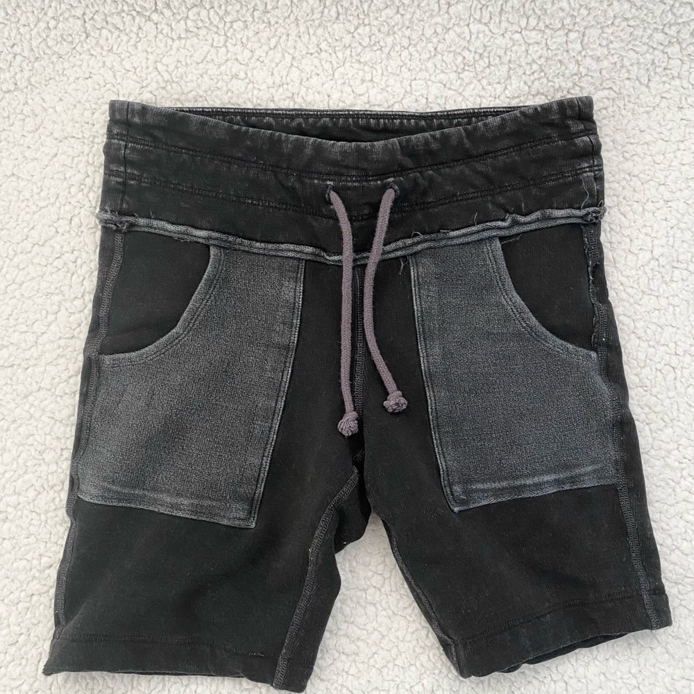 Free People Movement Kyoto Biker Shorts 6-7” inseam size S EUC